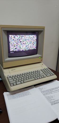 Apple 2E Platinum (1987-1993) 